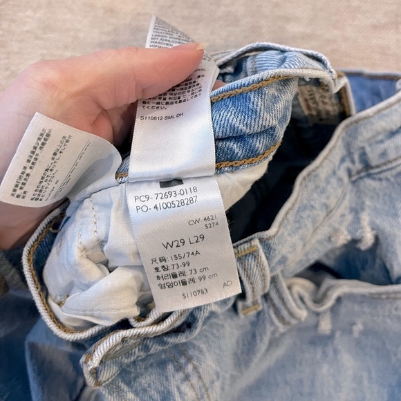 X REVOLVE Ribcage Straight Ankle in Jazz Time
LEVI'S
Color:Jazz Time
Size 29 - Picture 6 of 7